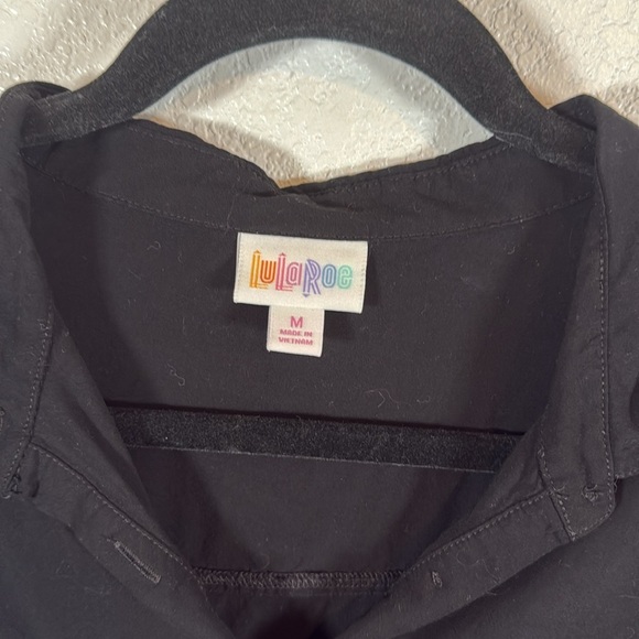 Lularoe Black Boxy Button Down Camp Shirt Size Medium - Picture 2 of 7